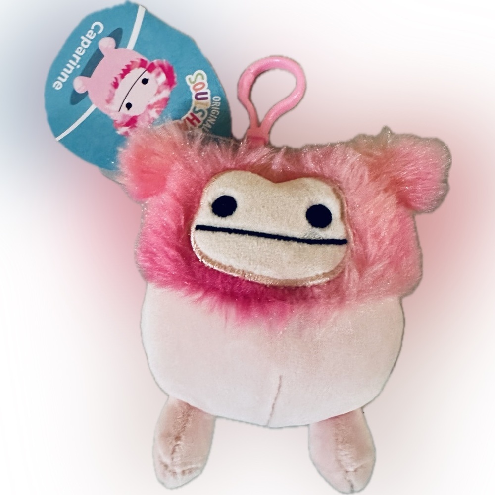 Nwt 👣Caparinne the Bigfoot 3 Clip Squishmallow